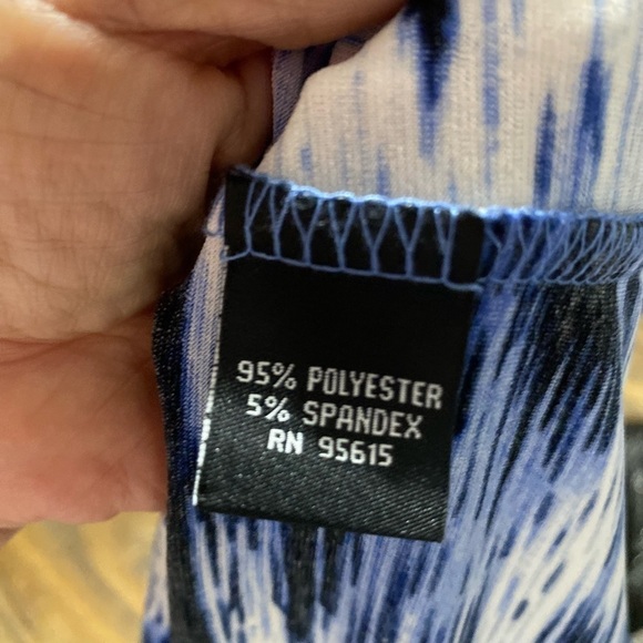 Rafaella size large blue and white drop neckline sleeveless tank casual stretch - Picture 8 of 8